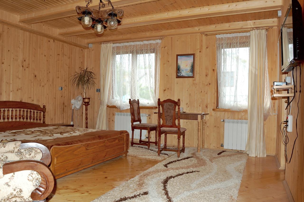 Hotel U Olgi à Trouskavets Extérieur photo