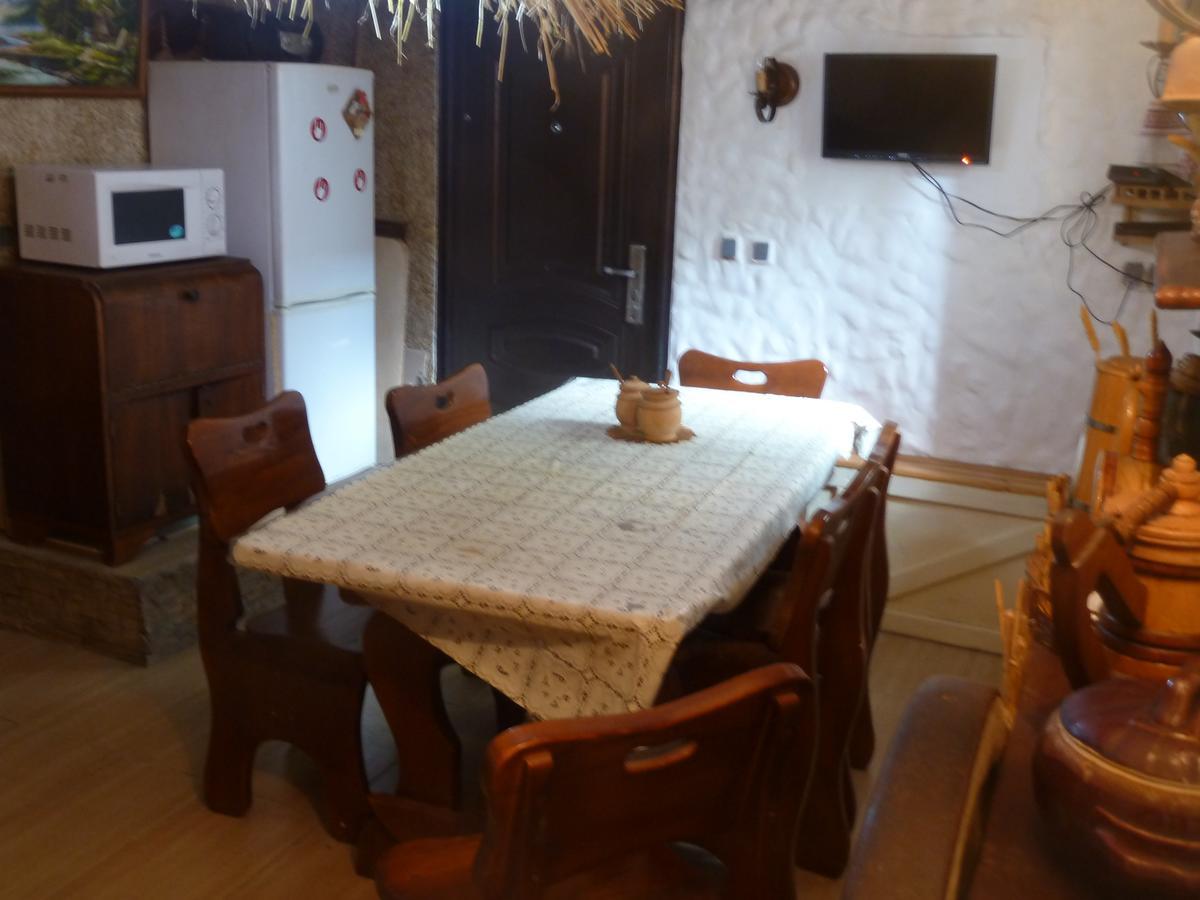 Hotel U Olgi à Trouskavets Extérieur photo