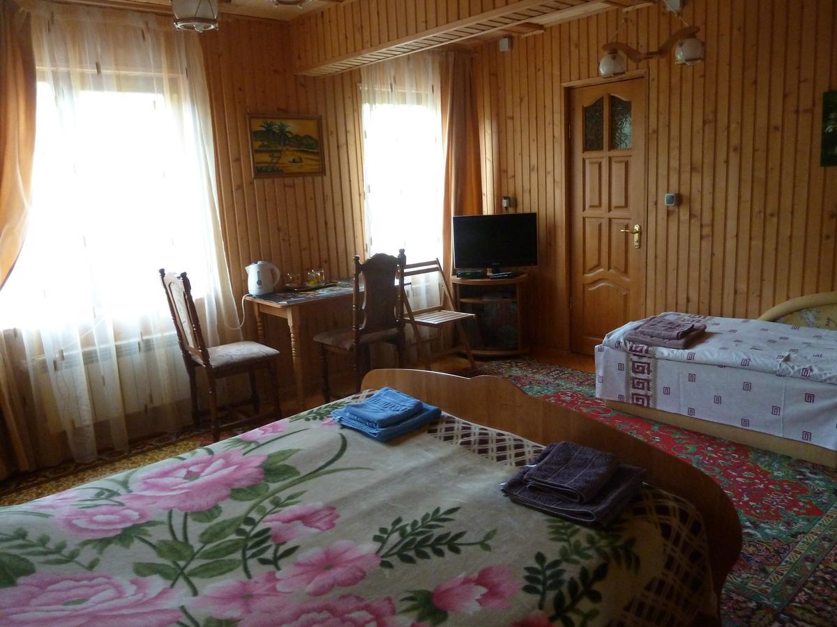 Hotel U Olgi à Trouskavets Extérieur photo